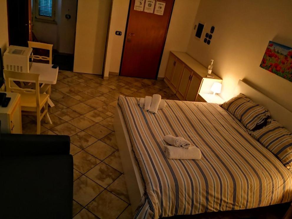 Ferienwohnung Flats 15 - New Opening Rom Exterior foto